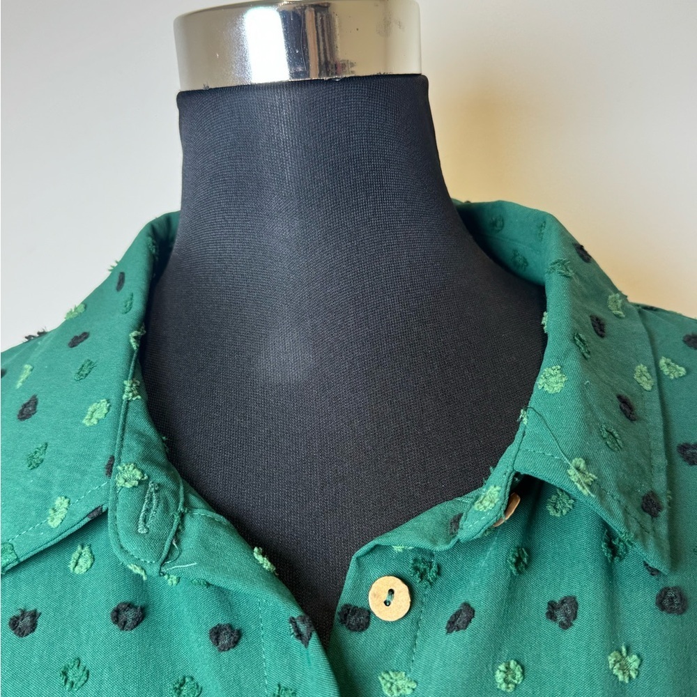 Nina Leonard Emerald Textured Button-Front Midi Size Large - Picture 8 of 10
